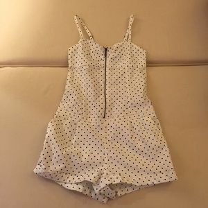 Cute black and white polka dot romper XS